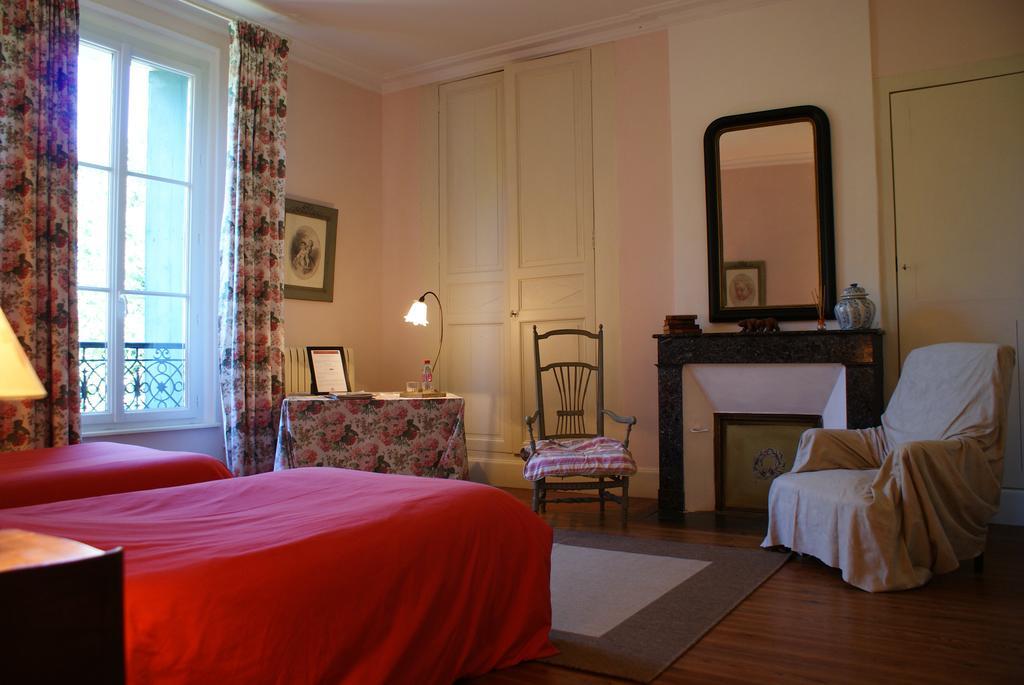 Bed and Breakfast Chateau De Grenier Saint-Léger Exteriér fotografie